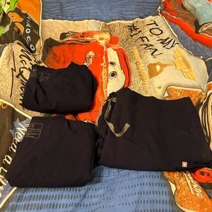 Navy blue FIGS XXL scrub bundle